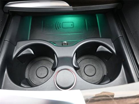 Used 2022 BMW 540i w/ Executive Package image 6