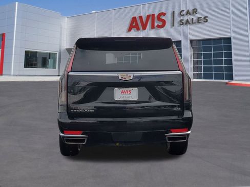 Used 2023 Cadillac Escalade Premium Luxury Platinum image 5