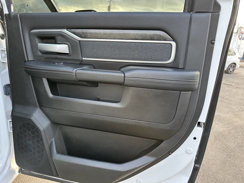 Used 2019 RAM 2500 Big Horn image 43