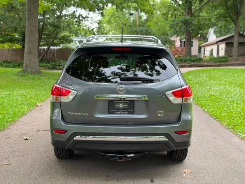 Used 2015 Nissan Pathfinder SV AWD/4WD image 5