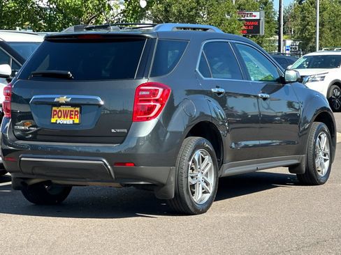 Used 2017 Chevrolet Equinox Premier w/ Enhanced Convenience Package AWD/4WD image 4