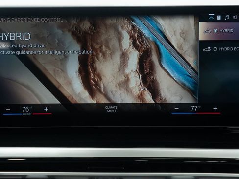 Used 2024 BMW 330e xDrive image 22