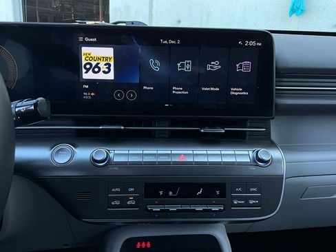 Used 2025 Hyundai Kona SEL image 27