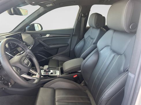 Used 2023 Audi SQ5 Prestige w/ Prestige Package AWD/4WD image 10