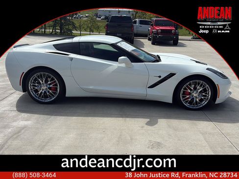 Used 2019 Chevrolet Corvette Stingray Coupe w/ 2LT Preferred Equipment Group RWD image 1