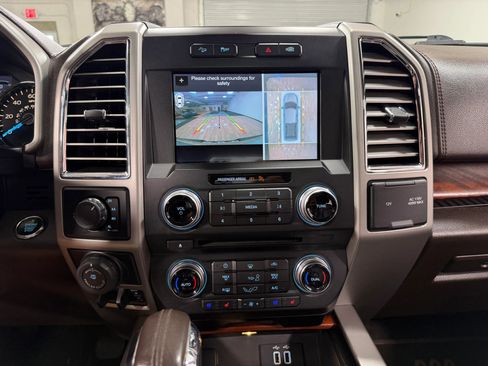 Used 2016 Ford F150 King Ranch w/ Equipment Group 601A Luxury image 20