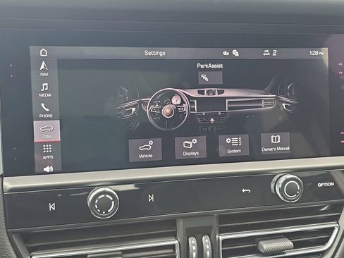 Certified 2026 Porsche Macan GTS AWD/4WD image 19