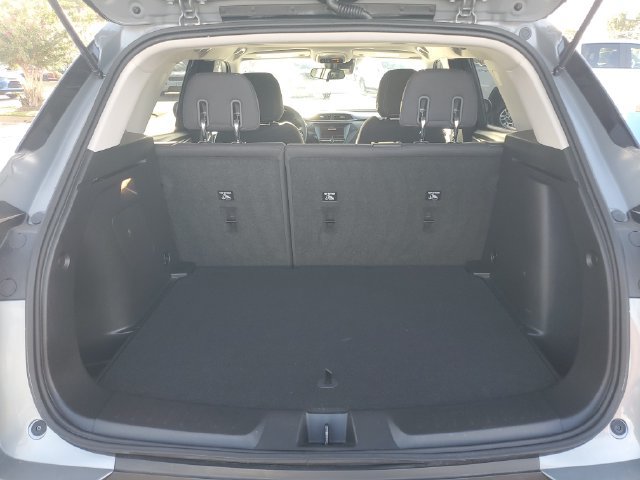 Used 2023 Chevrolet TrailBlazer LT w/ LPO, Blackout Package FWD image 8