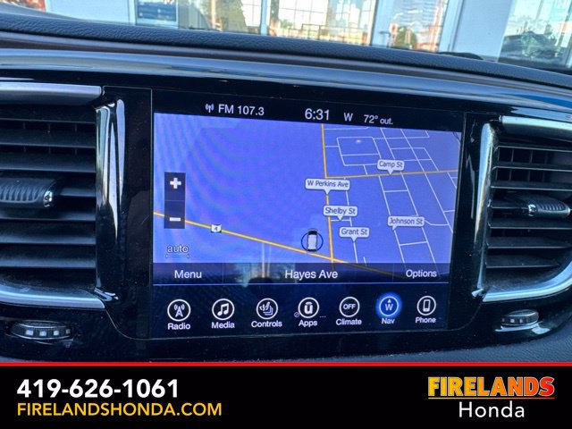 Used 2017 Chrysler Pacifica Touring-L Plus w/ Tire & Wheel Group FWD image 21