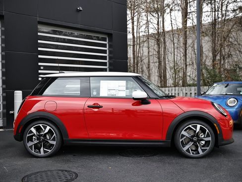 New 2026 MINI Cooper S image 4
