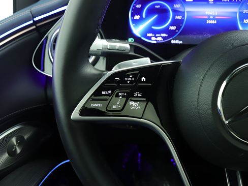 Certified 2023 Mercedes-Benz EQS 580 4MATIC SUV image 10