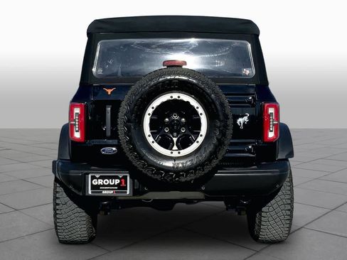 Used 2022 Ford Bronco Badlands AWD/4WD image 5