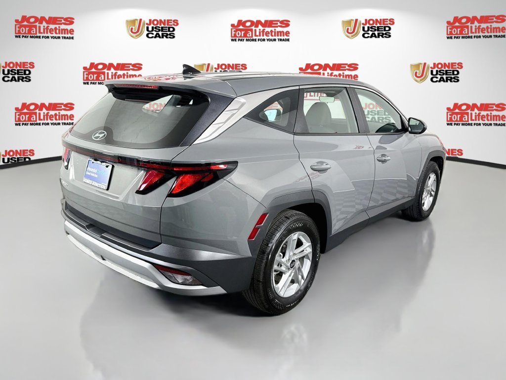 Used 2025 Hyundai Tucson SE FWD image 17
