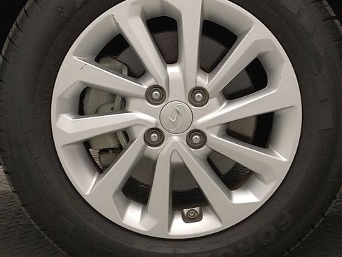 Used 2021 Hyundai Accent SEL image 31