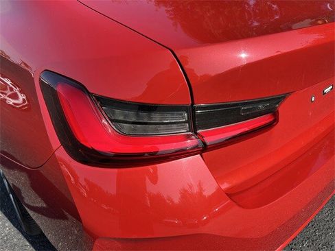 Used 2023 BMW 330i 330i image 15