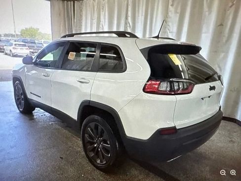 Used 2021 Jeep Cherokee Latitude Lux 80th Anniv w/ Quick Order Package 26U 80TH FWD image 2