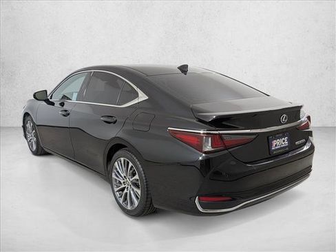 Used 2021 Lexus ES 300h w/ Premium Package image 3