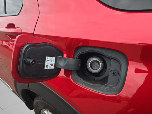 Used 2023 Ford Explorer XLT w/ Equipment Group 202A image 10