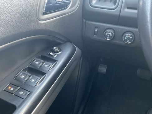 Used 2021 Chevrolet Colorado LT w/ Luxury Package image 20