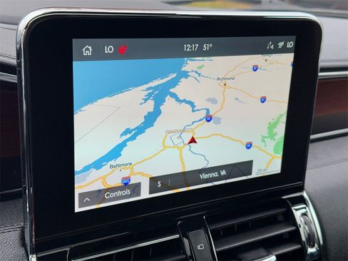 Used 2021 Lincoln Navigator Reserve image 34