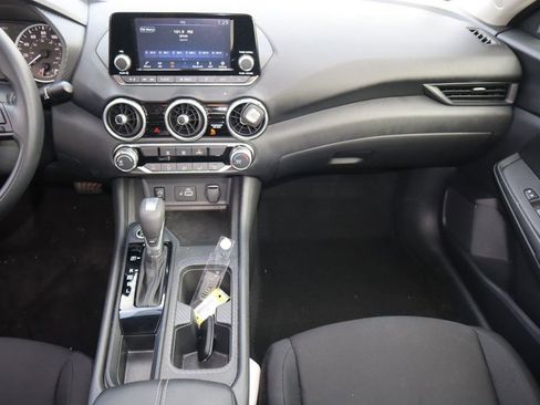 Certified 2025 Nissan Sentra S FWD image 15