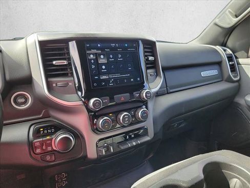 Used 2022 RAM 1500 Big Horn AWD/4WD image 16