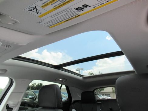 New 2025 Buick Envision Sport Touring image 25