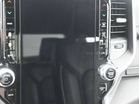 Used 2023 RAM 1500 Laramie AWD/4WD image 23