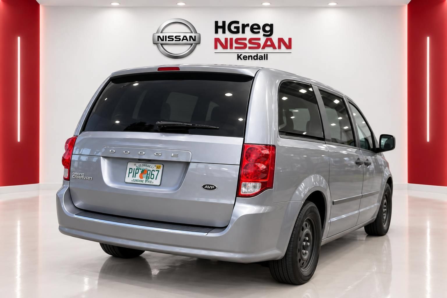 Used 2015 Dodge Grand Caravan American Value Package FWD image 5