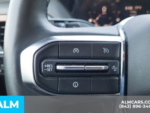Used 2025 GMC Yukon Denali AWD/4WD image 11