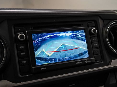 Used 2019 Toyota Tacoma SR5 RWD image 25
