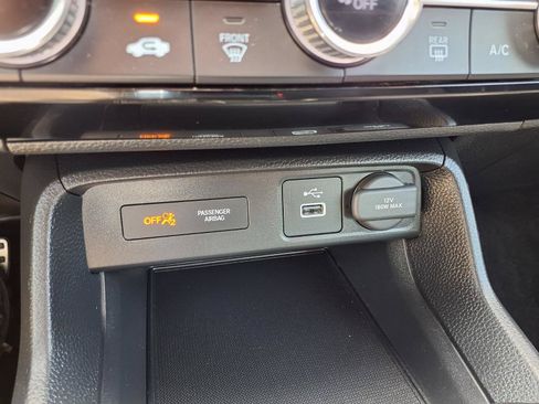Used 2024 Honda Civic Sport image 12