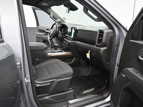 Used 2025 Chevrolet Silverado 1500 RST w/ Texas Edition Plus RWD image 16