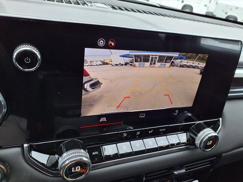 New 2026 GMC Canyon Elevation w/ Convenience Package image 4