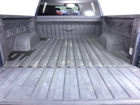 Used 2020 Chevrolet Silverado 1500 Custom Trail Boss image 32