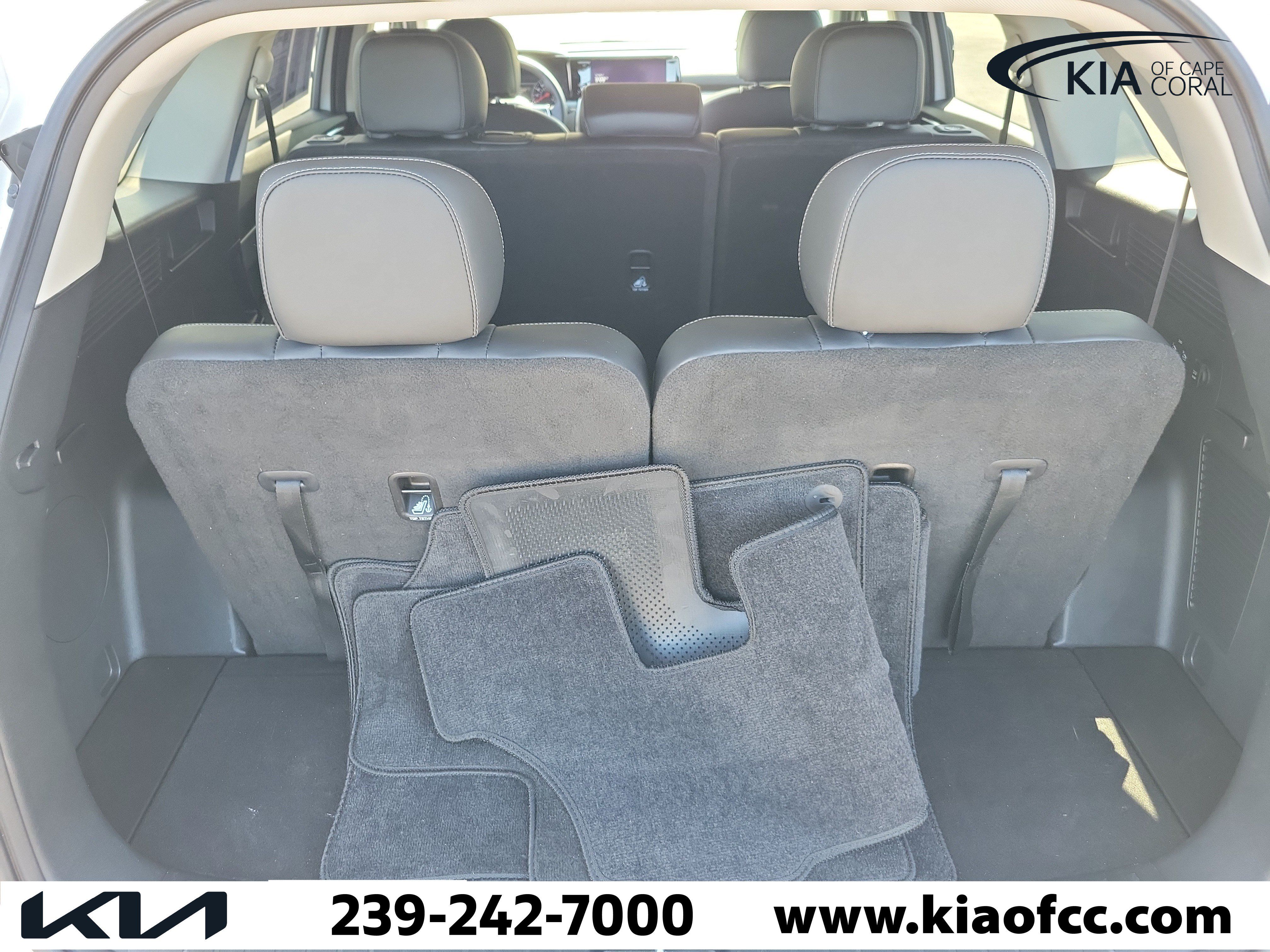Certified 2023 Kia Sorento S w/ Panoramic Sunroof Package FWD image 11