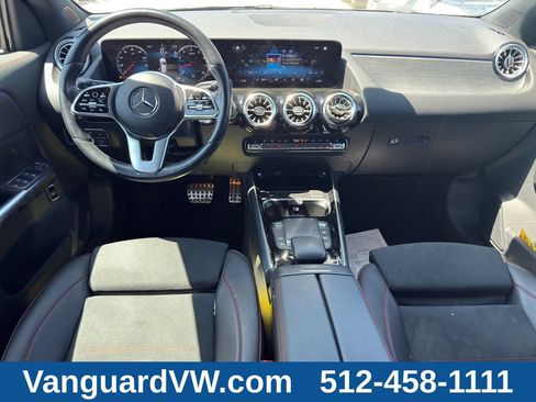 Used 2023 Mercedes-Benz GLA 250 4MATIC image 25