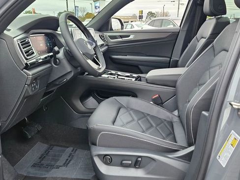 New 2026 Volkswagen Atlas Cross Sport SE AWD/4WD image 5