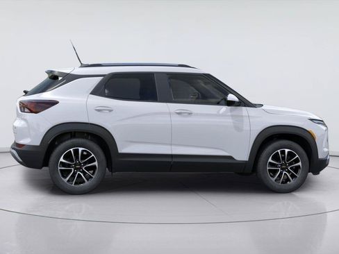 New 2026 Chevrolet TrailBlazer ACTIV w/ Convenience Package FWD image 5