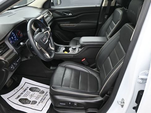 Used 2023 GMC Acadia Denali w/ Denali Ultimate Package image 9