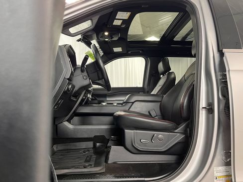 Used 2020 Ford Expedition Limited w/ Equipment Group 303A AWD/4WD image 16