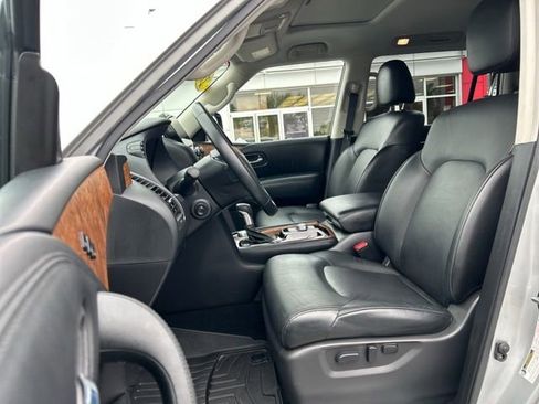 Used 2023 Nissan Armada SL w/ Cargo Package AWD/4WD image 32