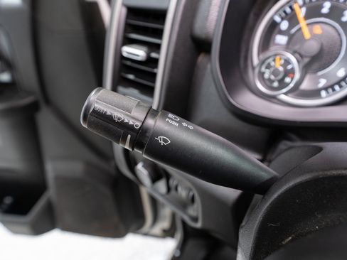 Used 2019 RAM 2500 Tradesman w/ Chrome Appearance Group AWD/4WD image 26
