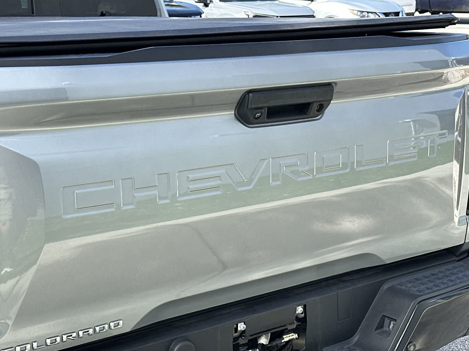 Used 2024 Chevrolet Colorado W/T w/ WT Convenience Package II RWD image 15