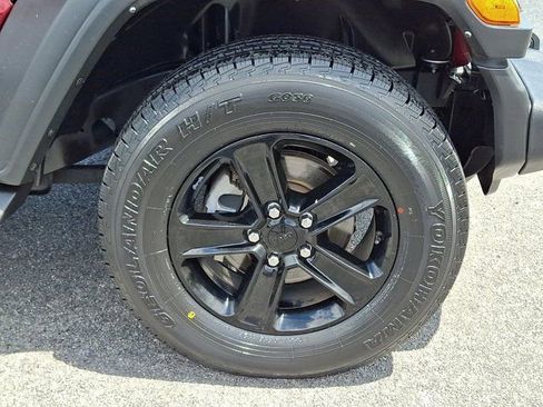 Certified 2021 Jeep Wrangler Unlimited Sport AWD/4WD image 11