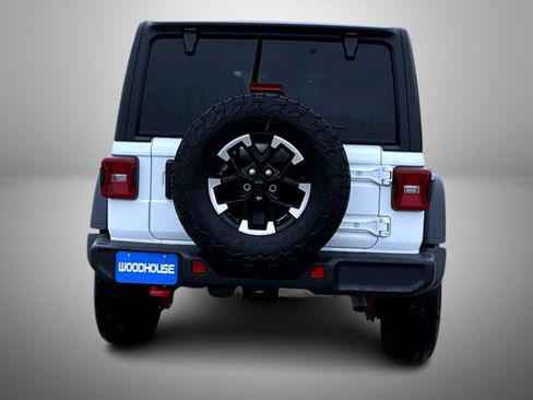 Used 2025 Jeep Wrangler Unlimited Rubicon image 6