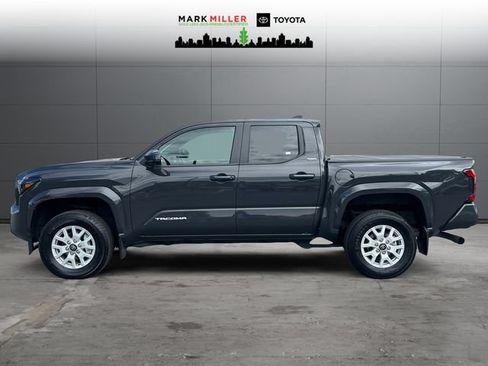 Certified 2024 Toyota Tacoma SR5 AWD/4WD image 2