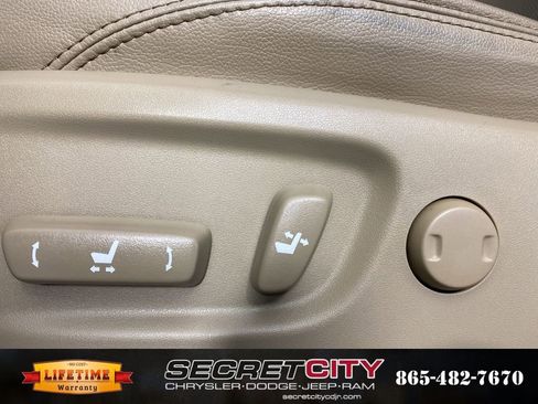 Used 2023 Toyota 4Runner Limited image 13