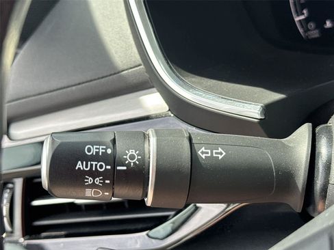 Used 2024 Acura MDX SH-AWD w/ Technology Package image 21