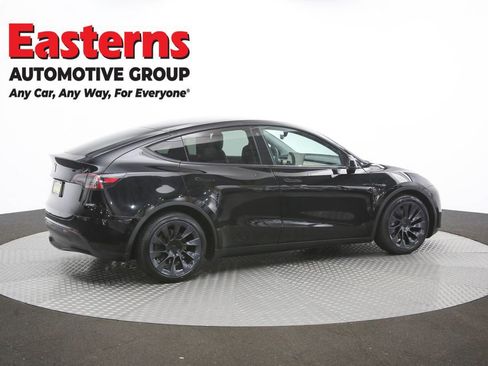 Used 2022 Tesla Model Y Long Range AWD/4WD image 36